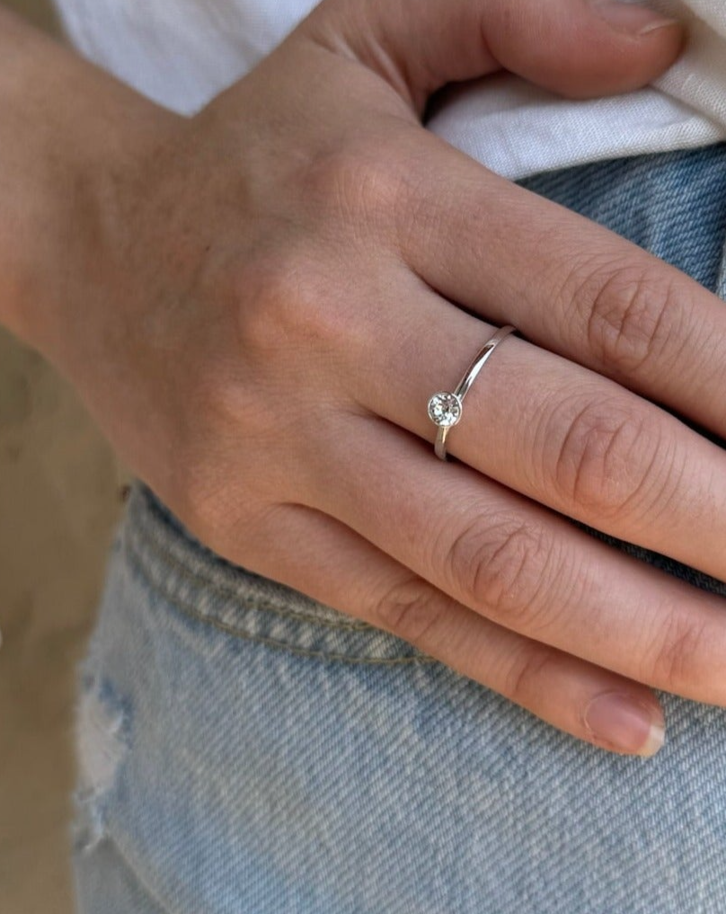 Anillo de plata shops con cristales swarovski