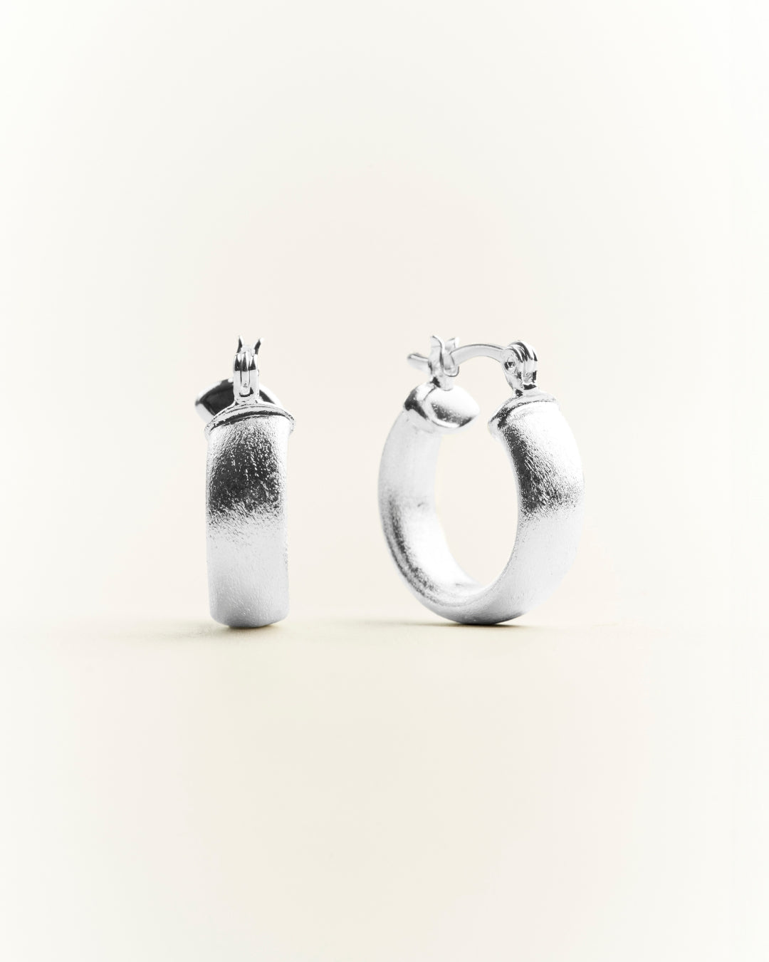 Aros silver argolla lijada cerrado grueso 18mm