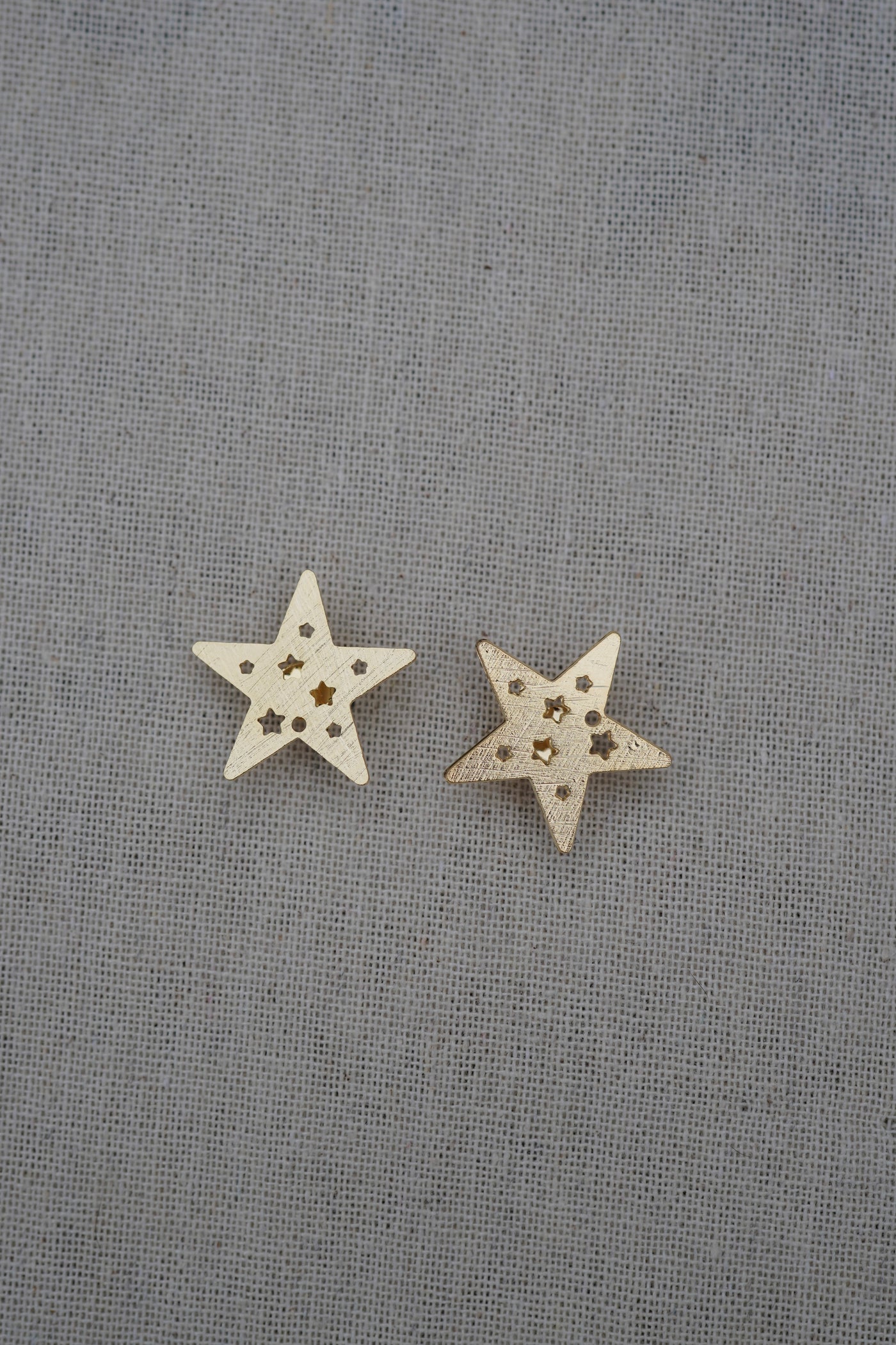 Aros gold estrellas Caladas