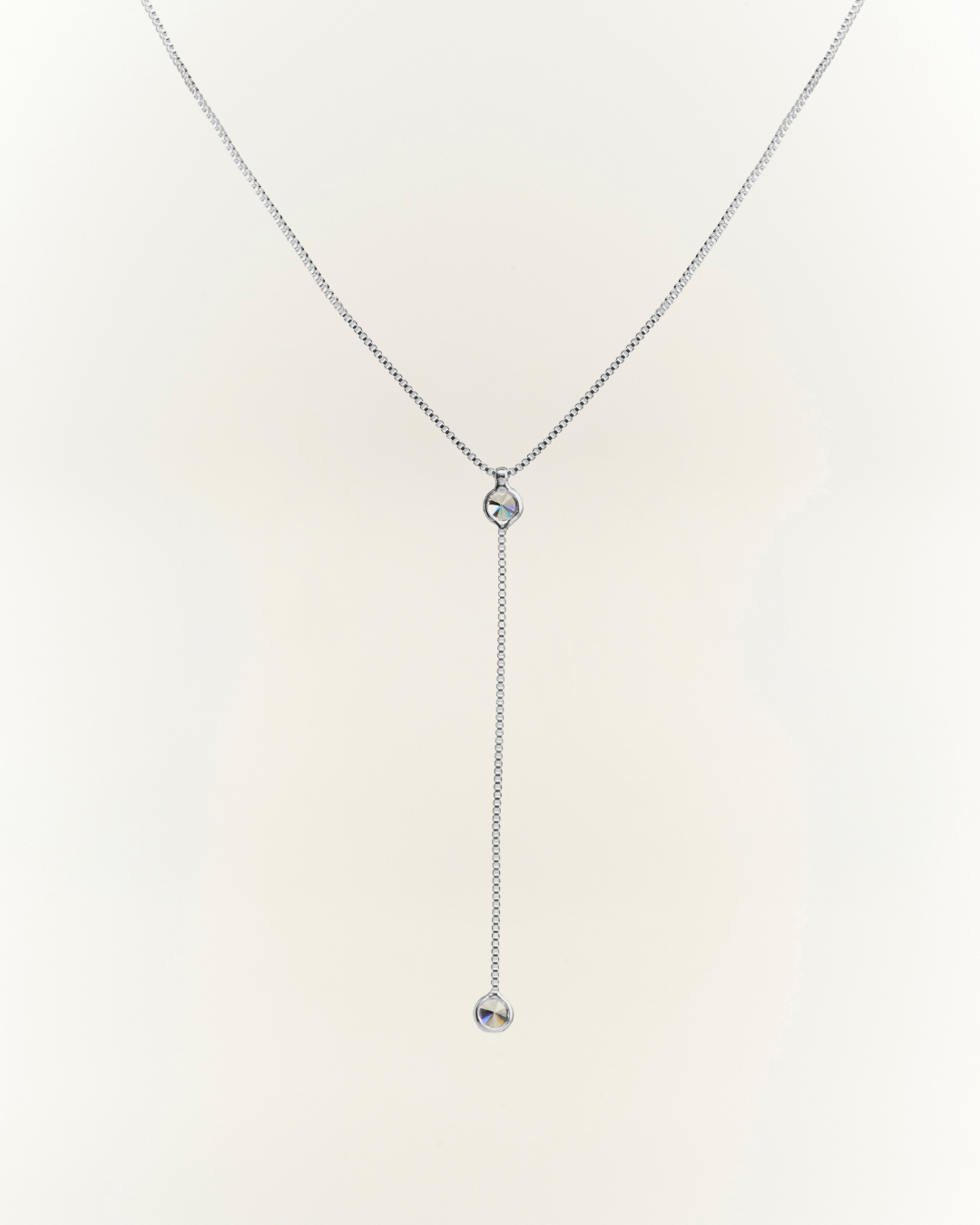 Collar Silver Cascada Punto de luz