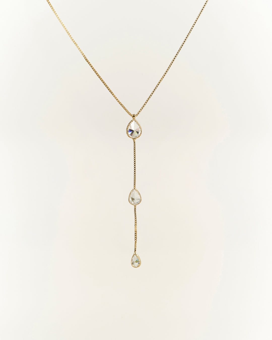 Collar Cascada Gota Triple Gold
