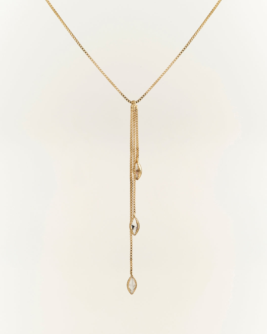 Collar Cascada Triple Marquesa Gold