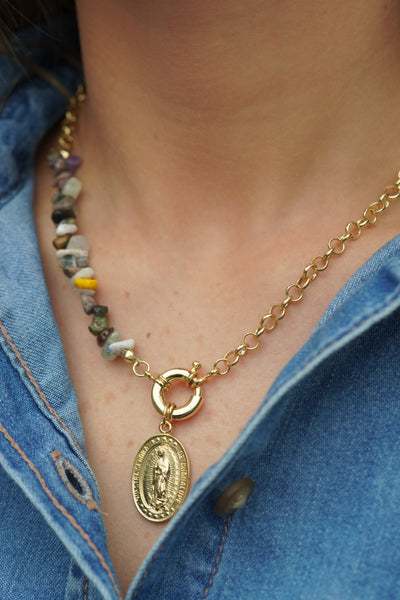 Collar Gold Virgen de Guadalupe Piedra Natural