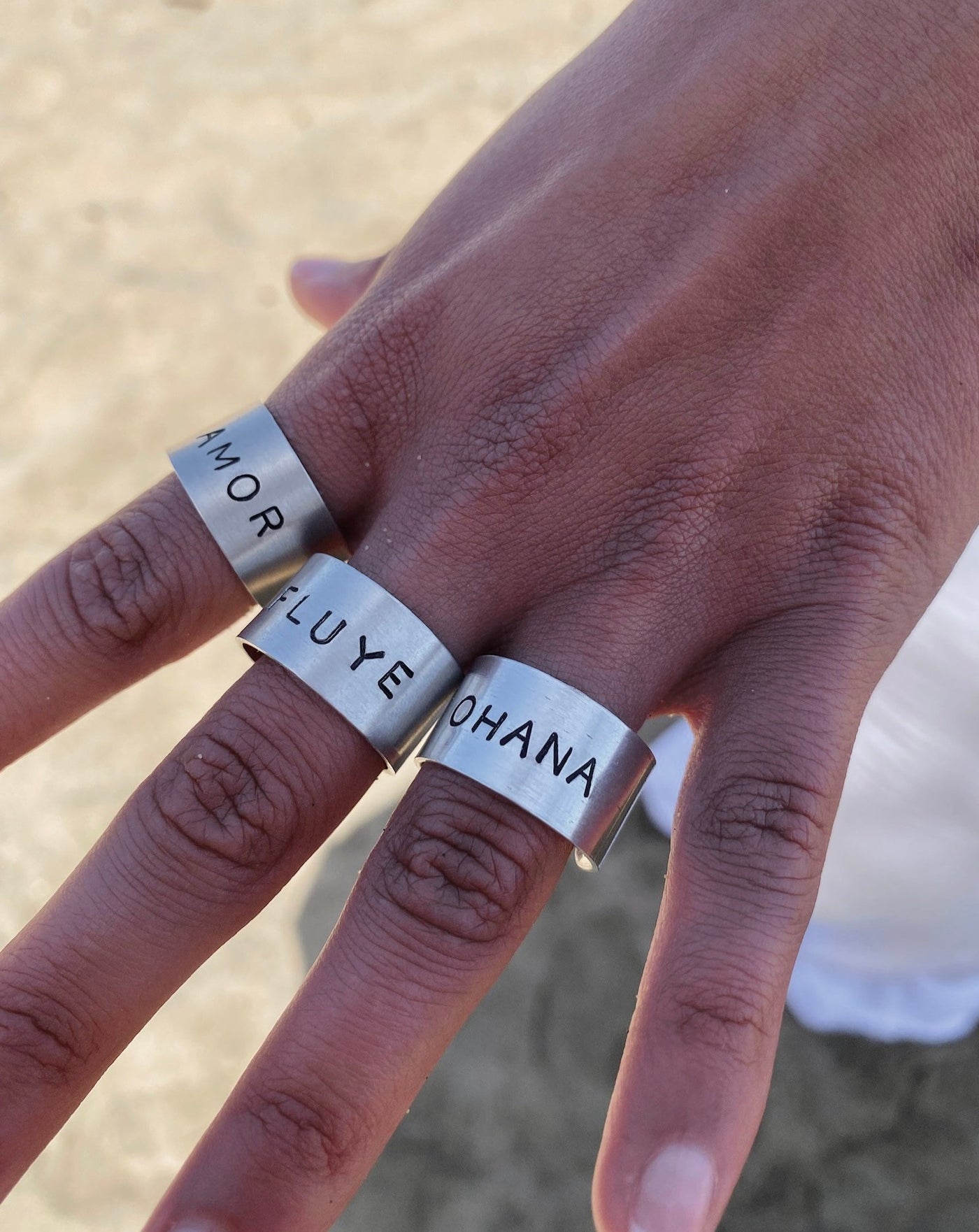 ANILLO PERSONALIZADO GRUESO