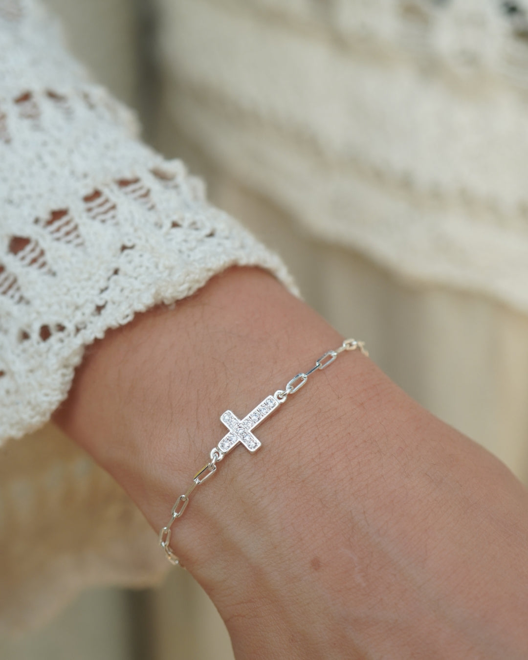 PULSERA SILVER CRUZ CIRCONES