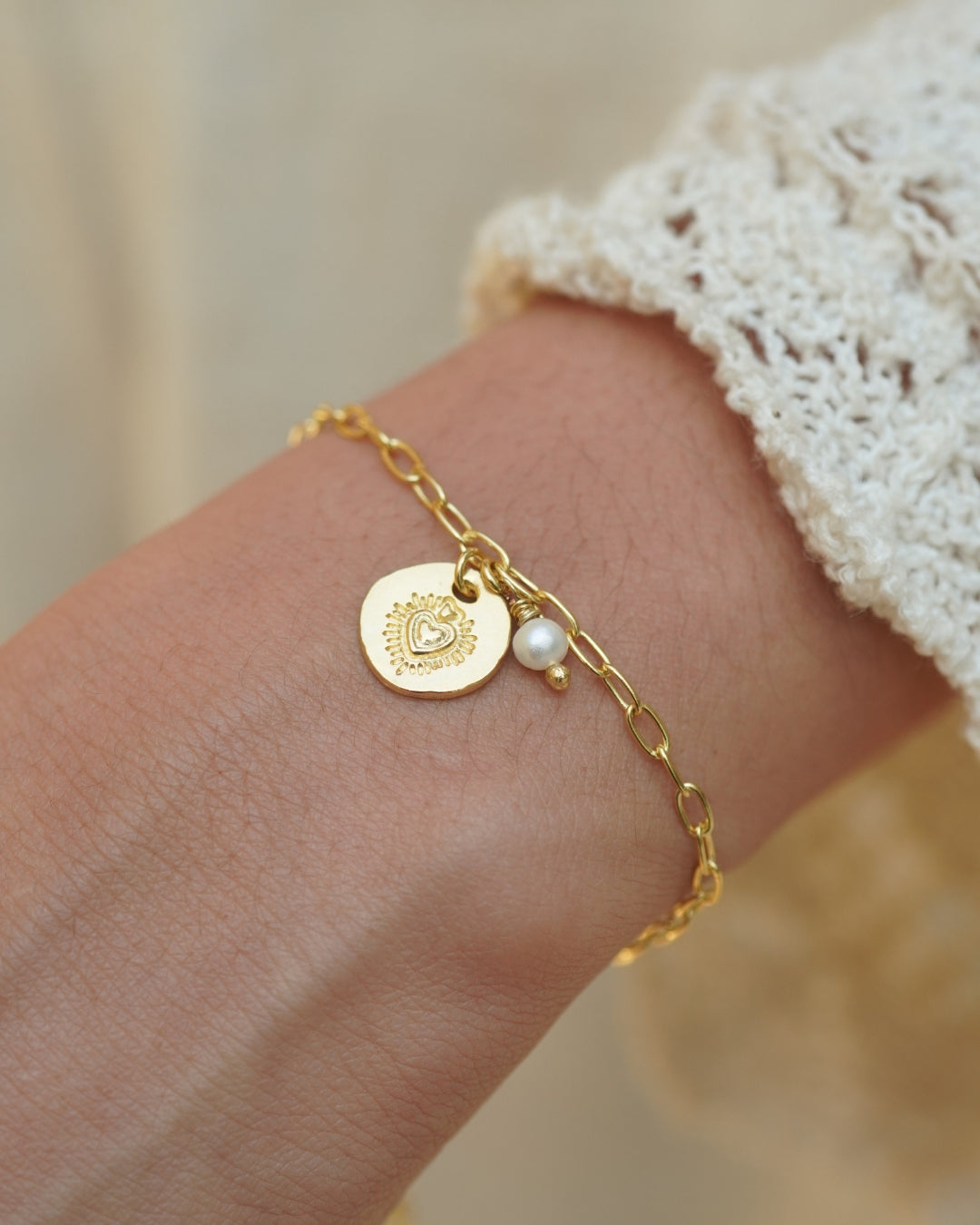 Pulsera Gold Sagrado Corazón Perla