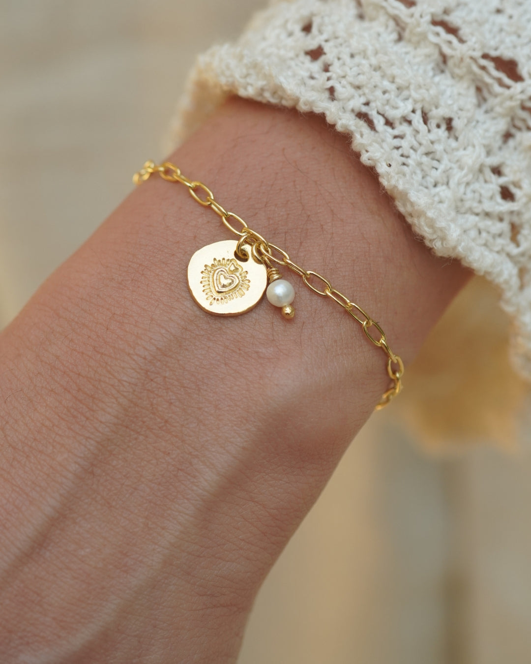 Pulsera Gold Sagrado Corazón Perla